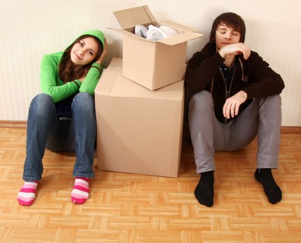 Senior review of a customer complaint within a moving company